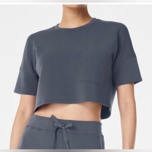 NWT SPANX AirEssentials Pocket Tee in Dark Storm. Size Large